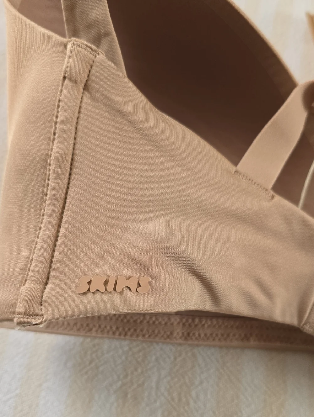 SKIMS Wireless Form Maternity Nursing Bra Size:32F (32DDD) Clay - Picture 4 of 6
